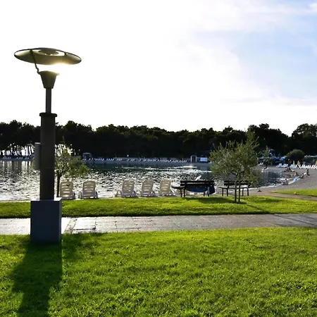 In Mit Offener Terrasse * Umag